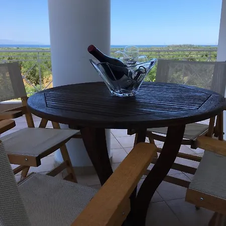 Relaxing And Quiet With View Apartment *