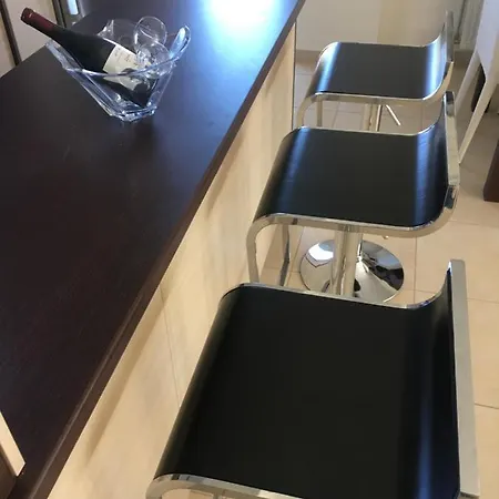 Relaxing And Quiet With View Apartment